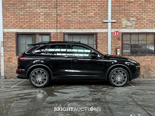 Porsche Cayenne 3.6 S 420hp 2014, K-204-BH