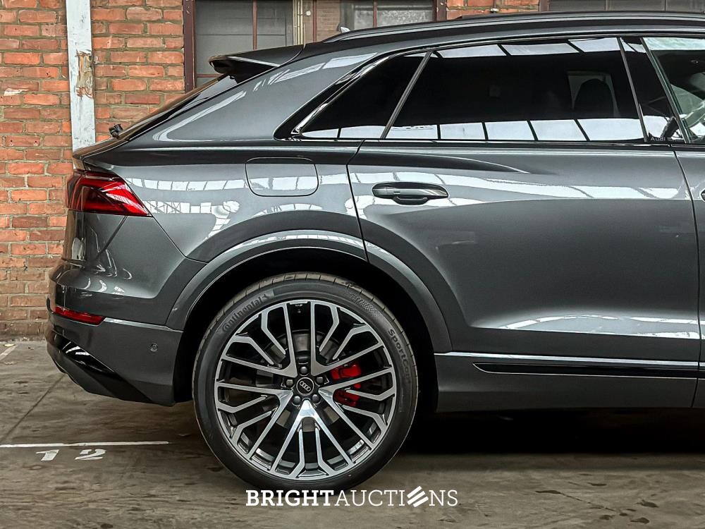 Audi Q8 55 TFSIe Quattro 3.0 V6 S-Line -Neu- 394HP 2025 Plug-In Hybrid (Werksgarantie)