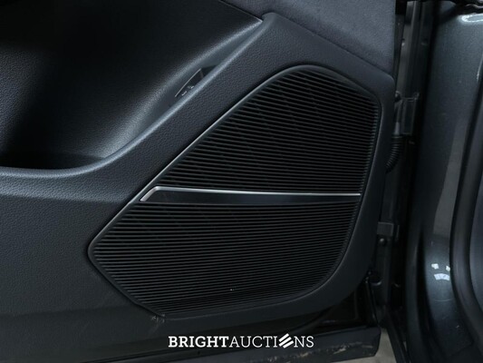 Audi Q8 55 TFSIe Quattro 3.0 V6 S-Line -Neu- 394HP 2025 Plug-In Hybrid (Werksgarantie)