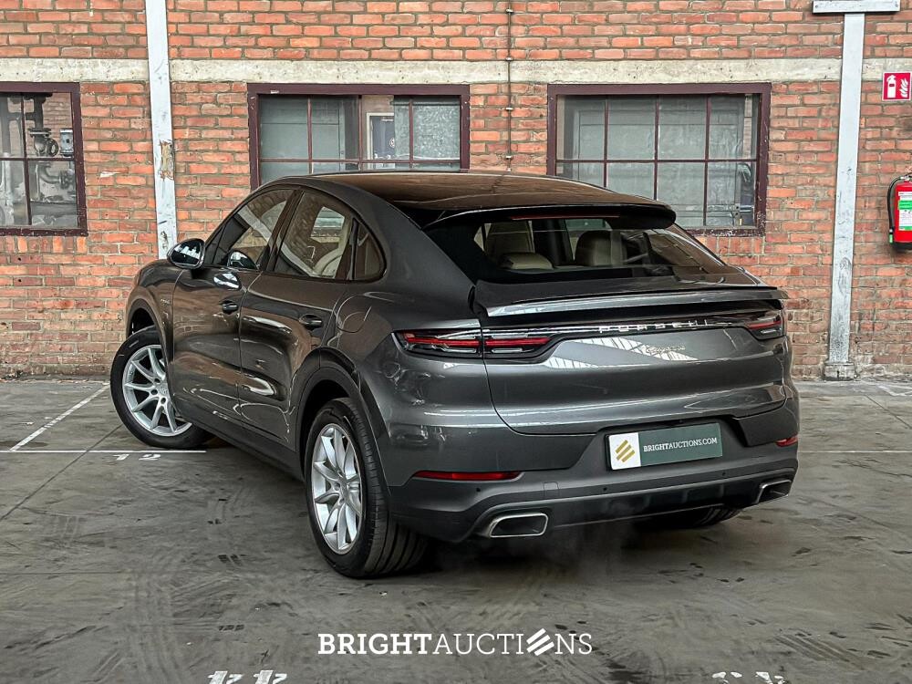 Porsche Cayenne Coupé 3.0 V6 E-Hybrid Sport-Chrono 462PS 2020, GTF-64-G

