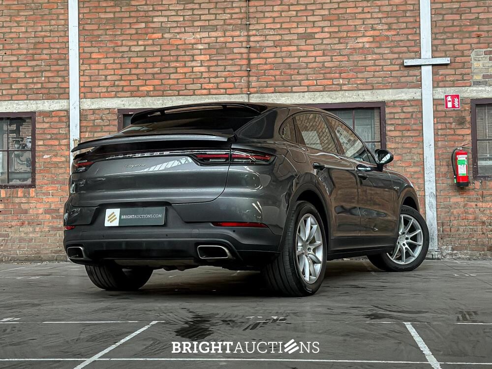 Porsche Cayenne Coupé 3.0 V6 E-Hybrid Sport-Chrono 462PS 2020, GTF-64-G
