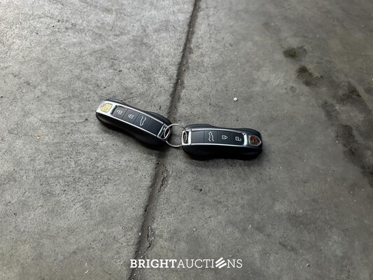 Porsche Cayenne Coupé 3.0 V6 E-Hybrid Sport-Chrono 462PS 2020, GTF-64-G