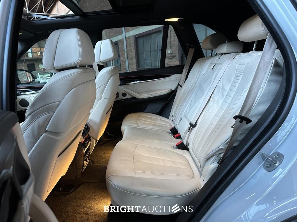 BMW X5 xDrive50i 4.4 V8 M-Sport High Executive F15 449hp 2017, K-353-TD