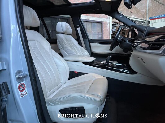 BMW X5 xDrive50i 4.4 V8 M-Sport High Executive F15 449hp 2017, K-353-TD