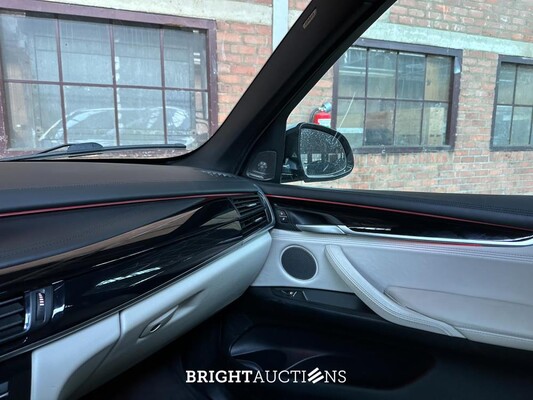 BMW X5 xDrive50i 4.4 V8 M-Sport High Executive F15 449hp 2017, K-353-TD