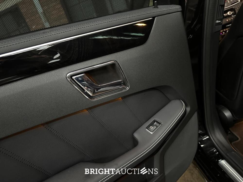 Mercedes-Benz E500 AMG 5.5 V8 388hp 2010 E-Klasse Youngtimer