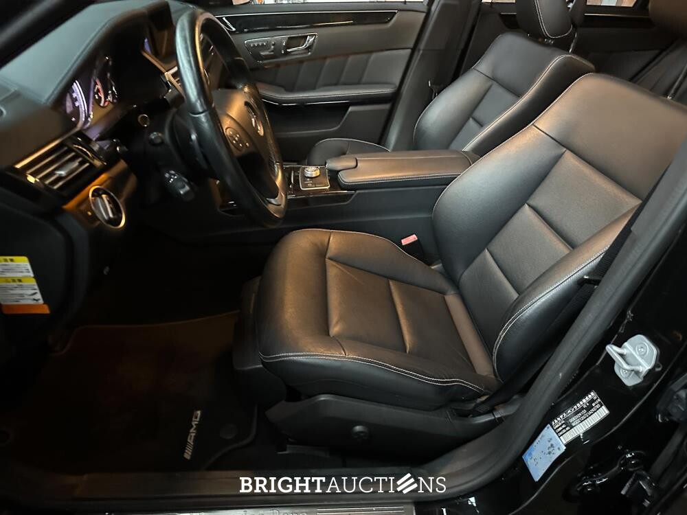 Mercedes-Benz E500 AMG 5.5 V8 388hp 2010 E-Klasse Youngtimer