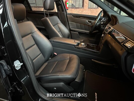 Mercedes-Benz E500 AMG 5.5 V8 388hp 2010 E-Klasse Youngtimer