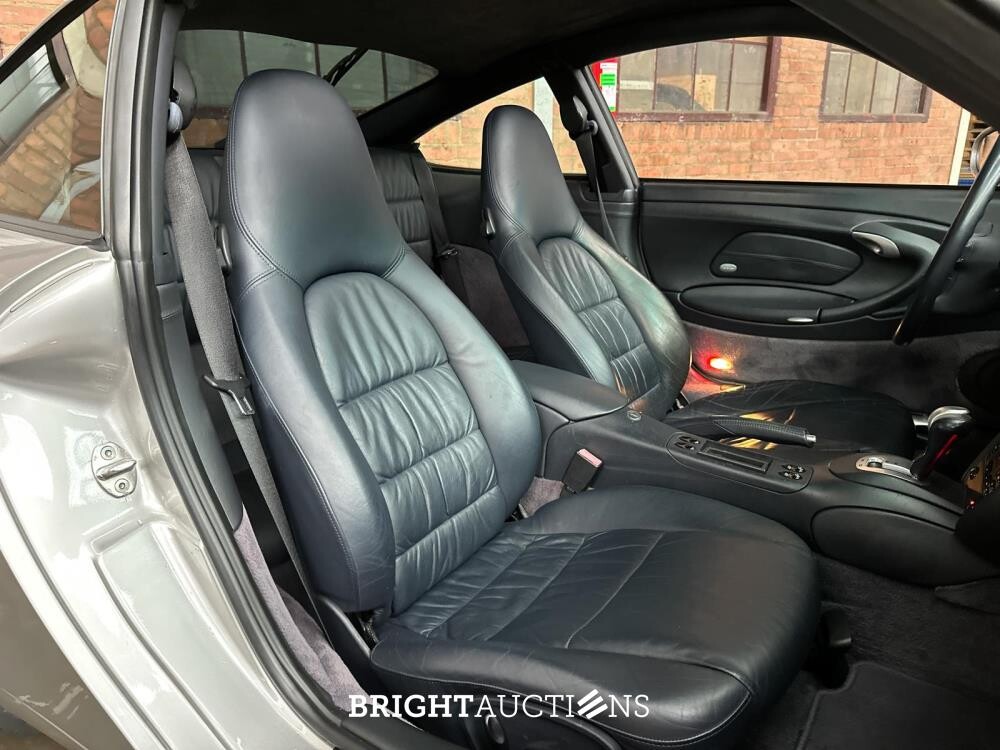 Porsche 911 Carrera 996 3.4 300hp 2000 Youngtimer