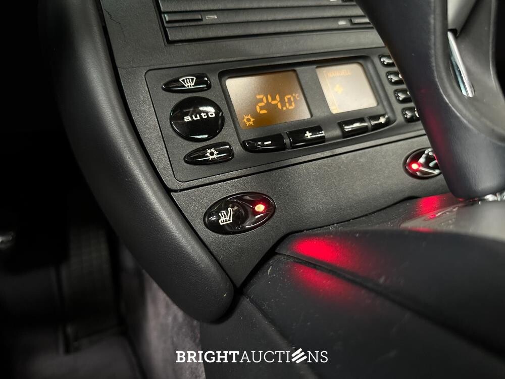 Porsche 911 Carrera 996 3.4 300hp 2000 Youngtimer