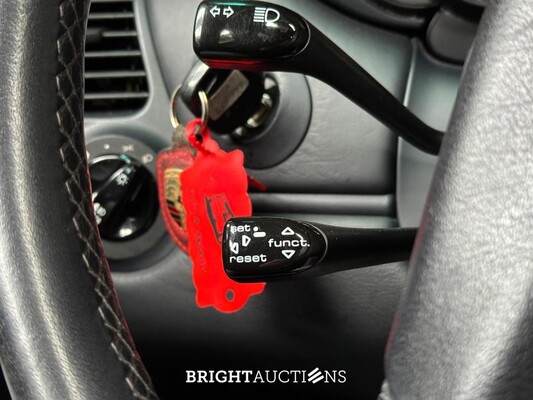 Porsche 911 Carrera 996 3.4 300hp 2000 Youngtimer