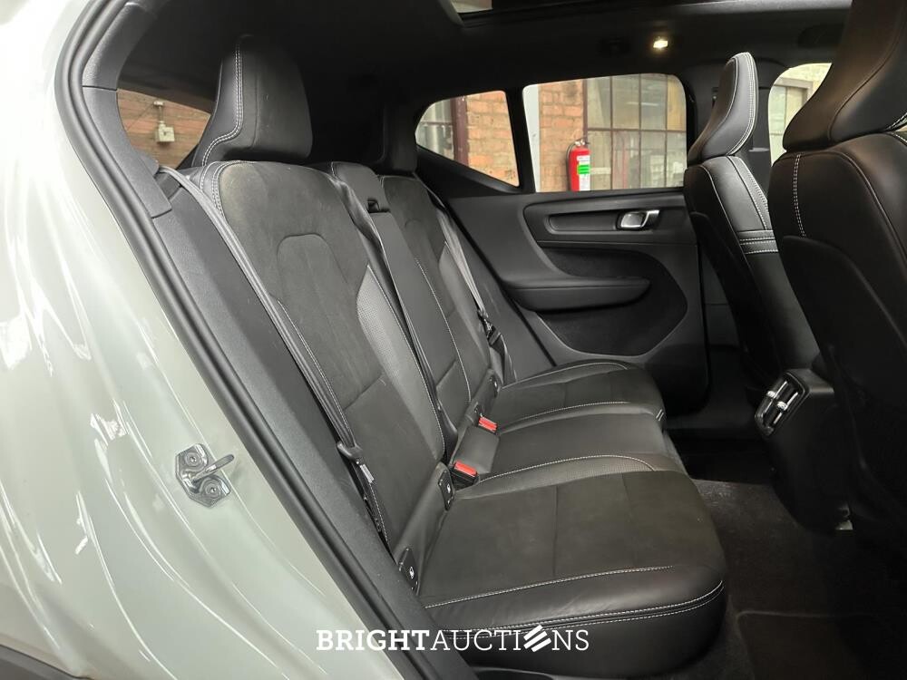 Volvo XC40 Recharge P8 AWD R-Design 408pk 2020 (Origineel-NL+1e eigenaar), K-341-FK