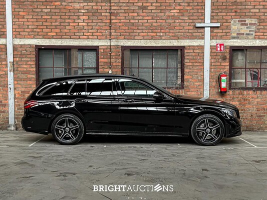 Mercedes-Benz C300 e Business Solution AMG Limited 320pk 2021 (Origineel-NL + 1e Eigenaar) Plug-In Hybrid C-klasse Estate, L-207-SF