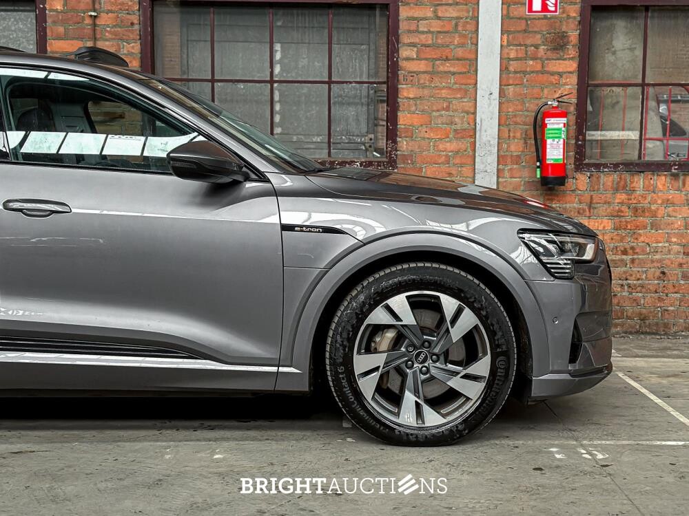 Audi e-tron Sportback 50 quattro Business edition Plus 71 kWh 313pk 2020 (Origineel-NL), K-606-HZ