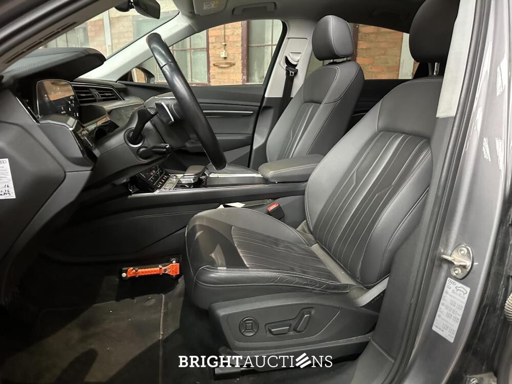 Audi e-tron Sportback 50 quattro Business edition Plus 71 kWh 313pk 2020 (Origineel-NL), K-606-HZ