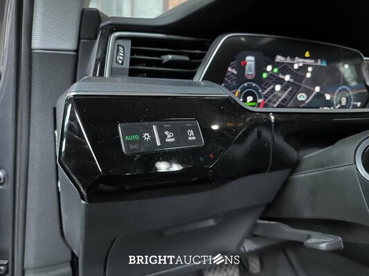 Audi e-tron Sportback 50 quattro Business edition Plus 71 kWh 313pk 2020 (Origineel-NL), K-606-HZ