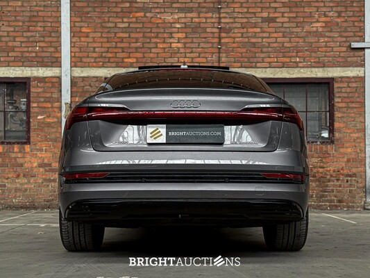 Audi e-tron Sportback 50 quattro Business edition Plus 71 kWh 313pk 2020 (Origineel-NL), K-606-HZ
