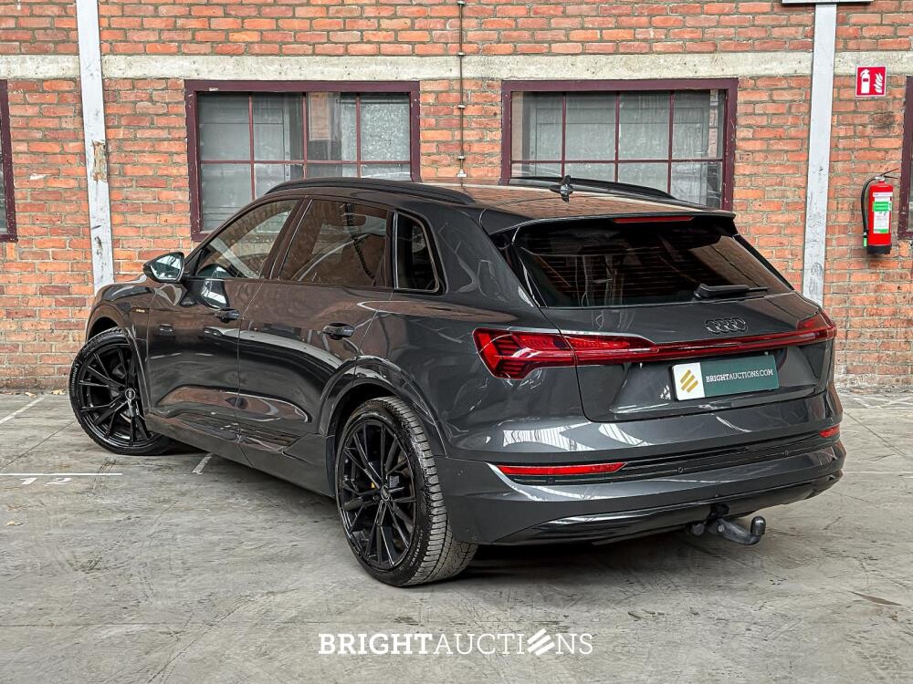 Audi e-tron 55 quattro Business edition 95 kWh 408pk 2020 (Origineel-NL+1e eigenaar), K-882-GZ