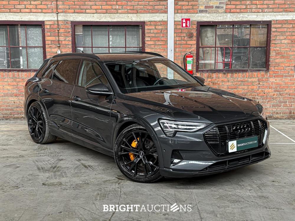 Audi e-tron 55 quattro Business edition 95 kWh 408pk 2020 (Origineel-NL+1e eigenaar), K-882-GZ