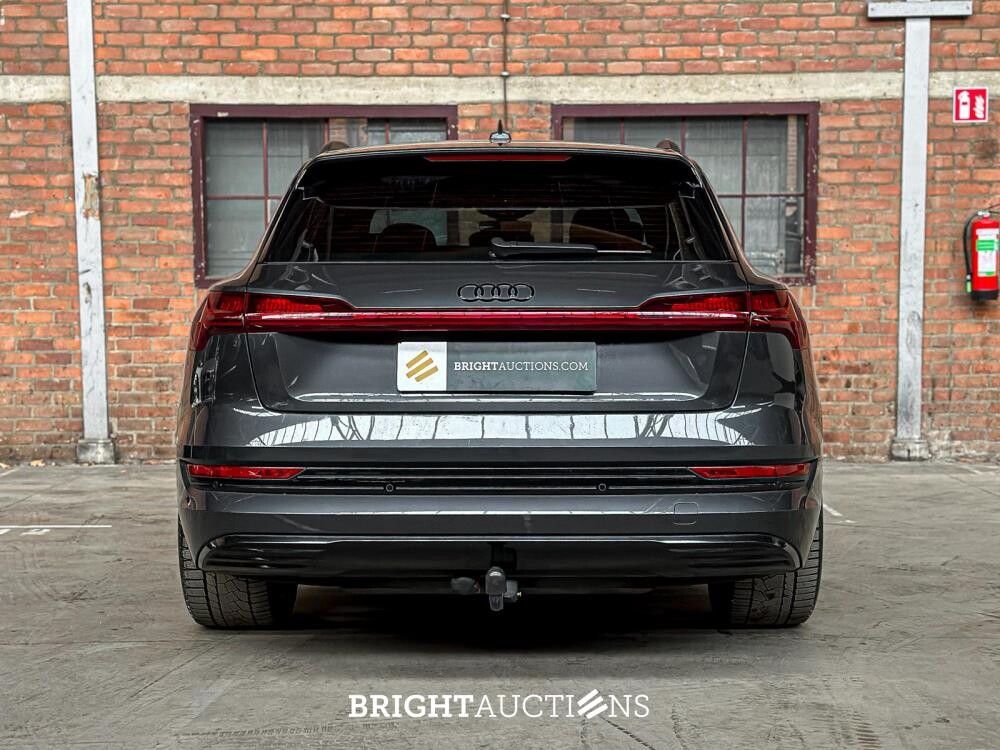 Audi e-tron 55 quattro Business edition 95 kWh 408pk 2020 (Origineel-NL+1e eigenaar), K-882-GZ