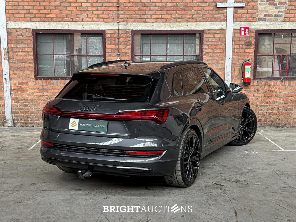 Audi e-tron 55 quattro Business edition 95 kWh 408pk 2020 (Origineel-NL+1e eigenaar), K-882-GZ