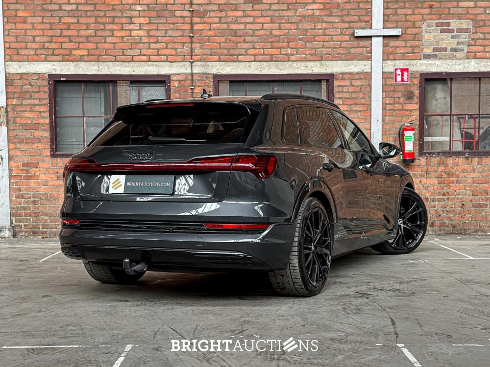 Audi e-tron 55 quattro Business edition 95 kWh 408pk 2020 (Origineel-NL+1e eigenaar), K-882-GZ