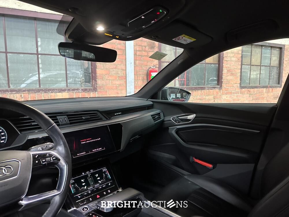 Audi e-tron 55 quattro Business edition 95 kWh 408pk 2020 (Origineel-NL+1e eigenaar), K-882-GZ