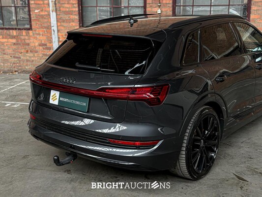 Audi e-tron 55 quattro Business edition 95 kWh 408pk 2020 (Origineel-NL+1e eigenaar), K-882-GZ