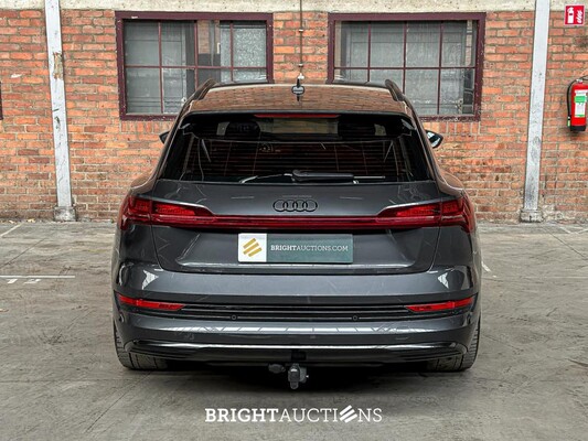 Audi e-tron 55 quattro Business edition 95 kWh 408pk 2020 (Origineel-NL+1e eigenaar), K-882-GZ