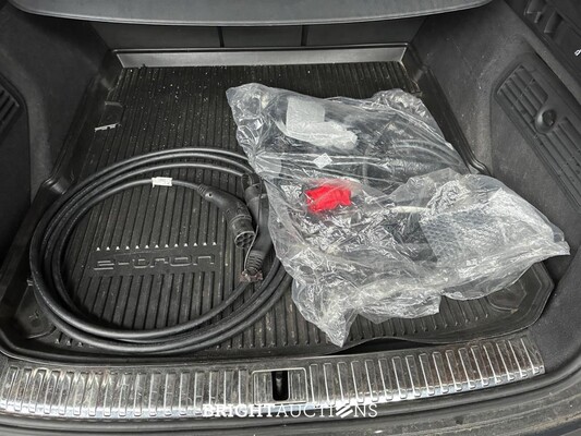 Audi e-tron 55 quattro Business edition 95 kWh 408pk 2020 (Origineel-NL+1e eigenaar), K-882-GZ