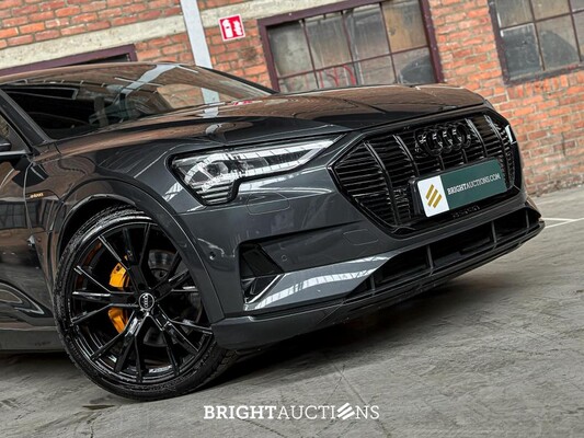 Audi e-tron 55 quattro Business edition 95 kWh 408pk 2020 (Origineel-NL+1e eigenaar), K-882-GZ