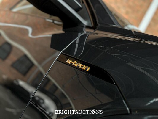 Audi e-tron 55 quattro Business edition 95 kWh 408pk 2020 (Origineel-NL+1e eigenaar), K-882-GZ