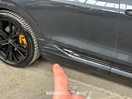 Audi e-tron 55 quattro Business edition 95 kWh 408pk 2020 (Origineel-NL+1e eigenaar), K-882-GZ