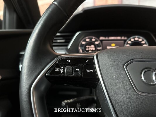 Audi e-tron 55 quattro Business edition 95 kWh 408pk 2020 (Origineel-NL+1e eigenaar), K-882-GZ