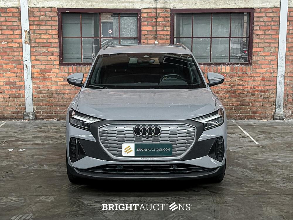 Audi Q4 e-tron 35 Launch edition 55 kWh 170pk 2021 (Origineel-NL+1e eigenaar), N-924-PK