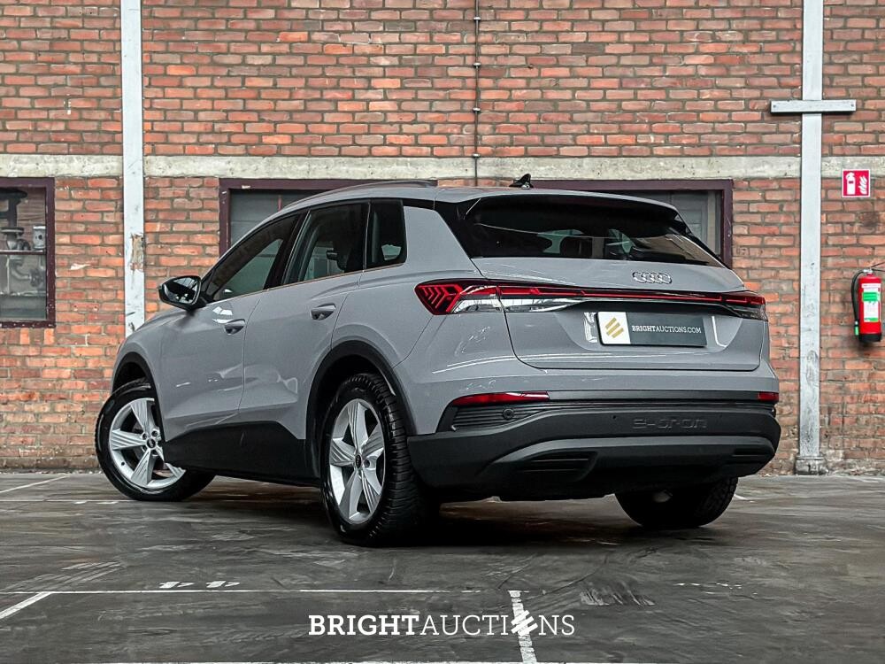 Audi Q4 e-tron 35 Launch edition 55 kWh 170pk 2021 (Origineel-NL+1e eigenaar), N-924-PK