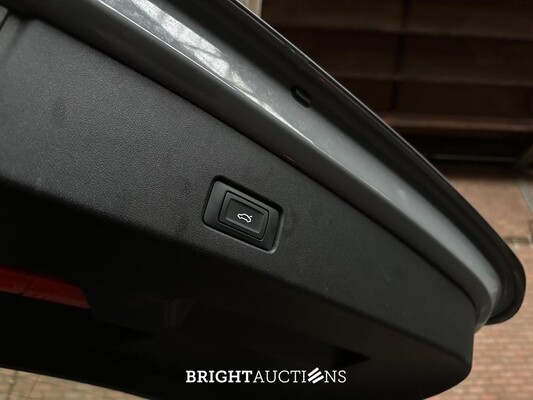 Audi Q4 e-tron 35 Launch edition 55 kWh 170pk 2021 (Origineel-NL+1e eigenaar), N-924-PK