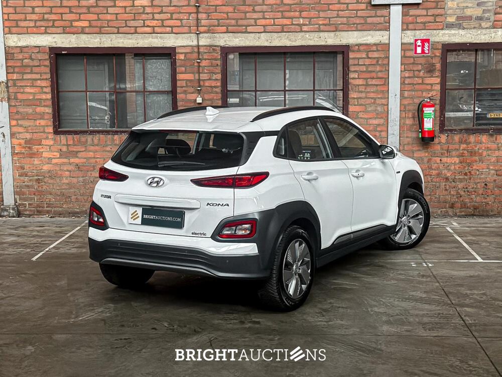 Hyundai Kona EV Comfort 64 kWh 204pk 2020 (Origineel-NL+1e eigenaar), J-474-XX
