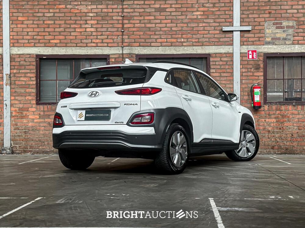 Hyundai Kona EV Comfort 64 kWh 204pk 2020 (Origineel-NL+1e eigenaar), J-474-XX