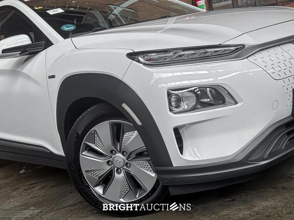 Hyundai Kona EV Comfort 64 kWh 204pk 2020 (Origineel-NL+1e eigenaar), J-474-XX
