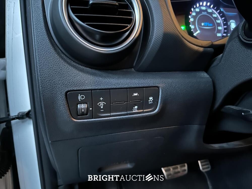 Hyundai Kona EV Comfort 64 kWh 204pk 2020 (Origineel-NL+1e eigenaar), J-474-XX