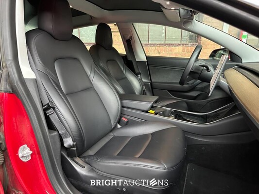 Tesla Model 3 Performance AWD 75 kWh 462pk 2019 (Origineel-NL + 1e Eigenaar), G-786-XK