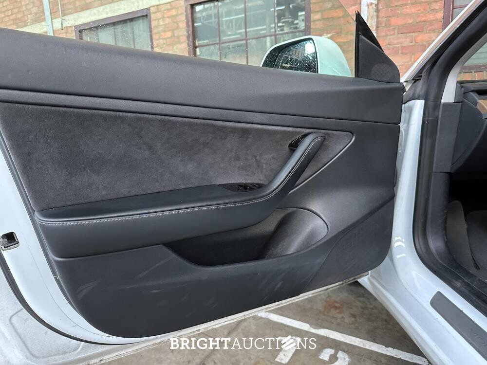 Tesla Model 3 Standard RWD Plus 60 kWh 238pk 2020 (Origineel-NL + 1e eigenaar, K-953-BT