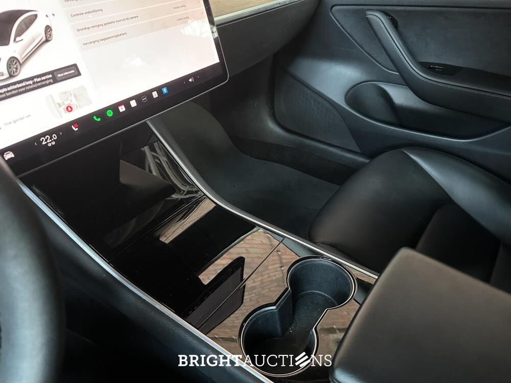 Tesla Model 3 Standard RWD Plus 60 kWh 238pk 2020 (Origineel-NL + 1e eigenaar, K-953-BT