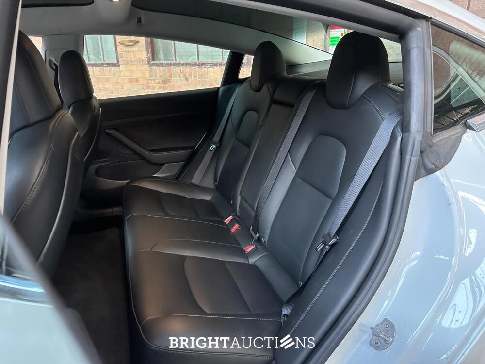 Tesla Model 3 Standard RWD Plus 60 kWh 238pk 2020 (Origineel-NL + 1e eigenaar, K-953-BT