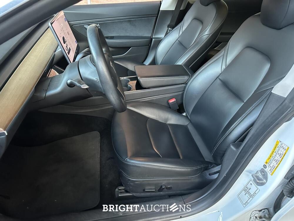 Tesla Model 3 Standard RWD Plus 60 kWh 238pk 2020 (Origineel-NL + 1e eigenaar, K-953-BT