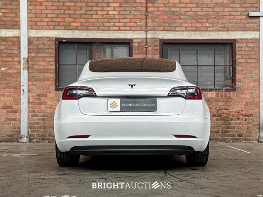 Tesla Model 3 Standard RWD Plus 60 kWh 238pk 2020 (Origineel-NL + 1e eigenaar, K-953-BT