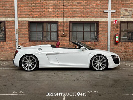 Audi R8 5.2 V10 FSI Quattro SPIDER 525pk 2012 (76.000 km)
