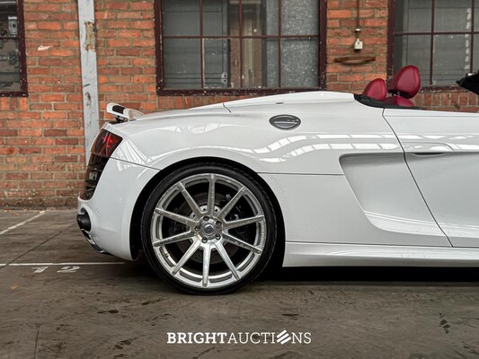 Audi R8 5.2 V10 FSI Quattro SPIDER 525pk 2012 (76.000 km)