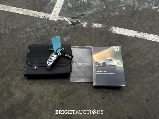 BMW 745Le Executive M-Sport 394pk 2022 (Origineel-NL) 7-serie G12 Plug-In Hybrid, N-048-ZS